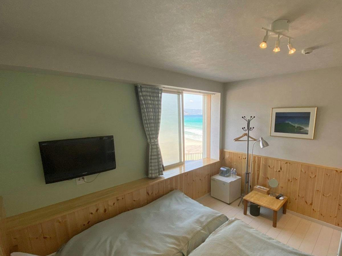 Bedroom 3, Shirahama Mariner Hotel, Shimoda