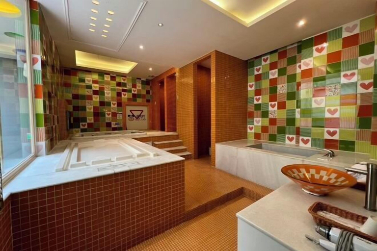 Room 4, No9 Hotel, Changhua