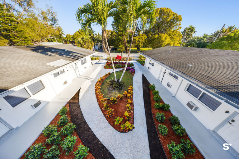 Property grounds 4, Cozy Miami 1-BD - Gym & Free Parking, Miami-Dade