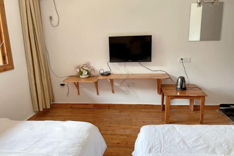 Bedroom 3, Tianzishan Inn, Zhangjiajie