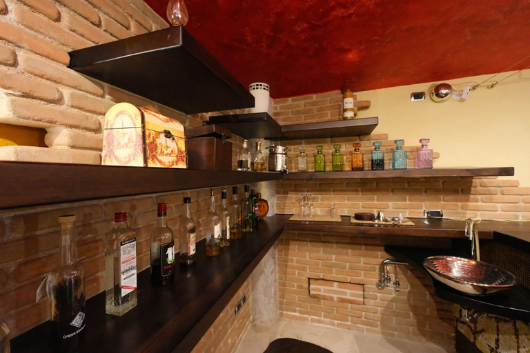 Food & Drinks 4, METEORON Luxury Rooms, Matera