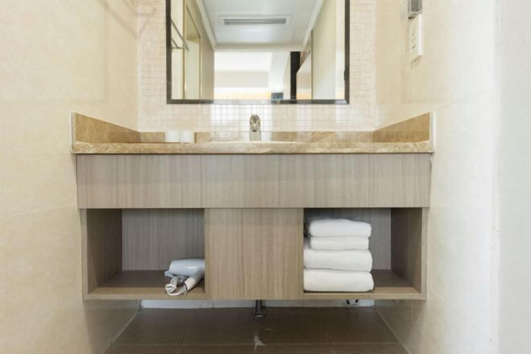 Bathroom 3, Huali Hotel (Kunshan Golden Eagle International Shopping Center), Suzhou