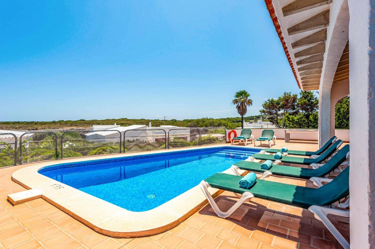 Sport & Beauty 2, Villa Blanc Arenal by Villa Plus, Baleares