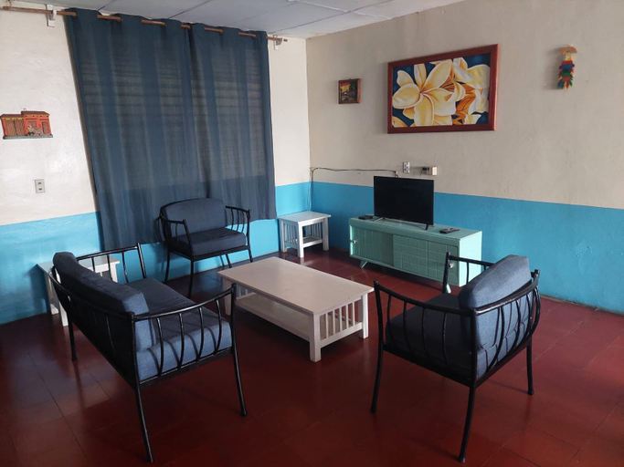 Living area 4, Hostal Harvest House, León