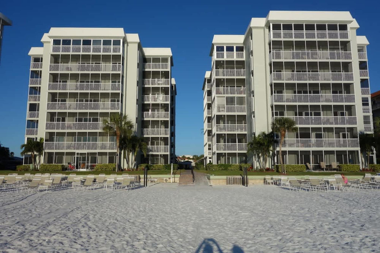 Room 3, Beach Pool Open Beachfront View Every Room, Sarasota
