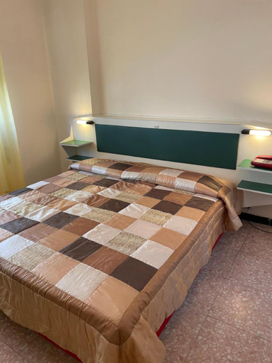Bedroom 3, Hotel Robinia Imperia, Imperia