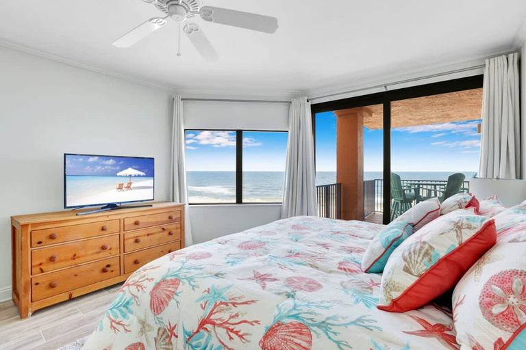 Room 5, Four Seasons 402-e Private Fishing Pier, Baldwin