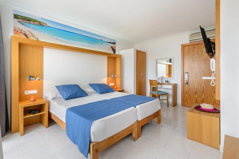 Bedroom 2, Hotel Apartamentos Vibra San Marino, Baleares
