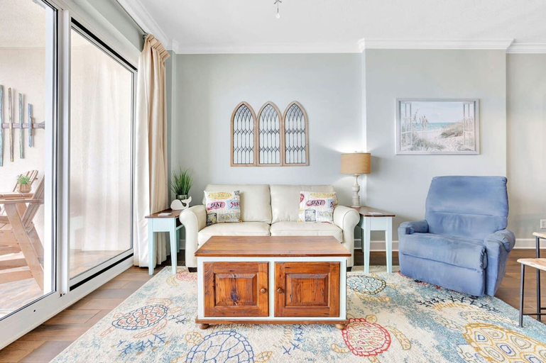 Room 2, Regency Isle 806 2 BR 2 5 BA Gulf-front Sleeps 7, Escambia
