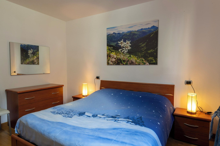 Room 5, La Maison De L'Adret, Aosta