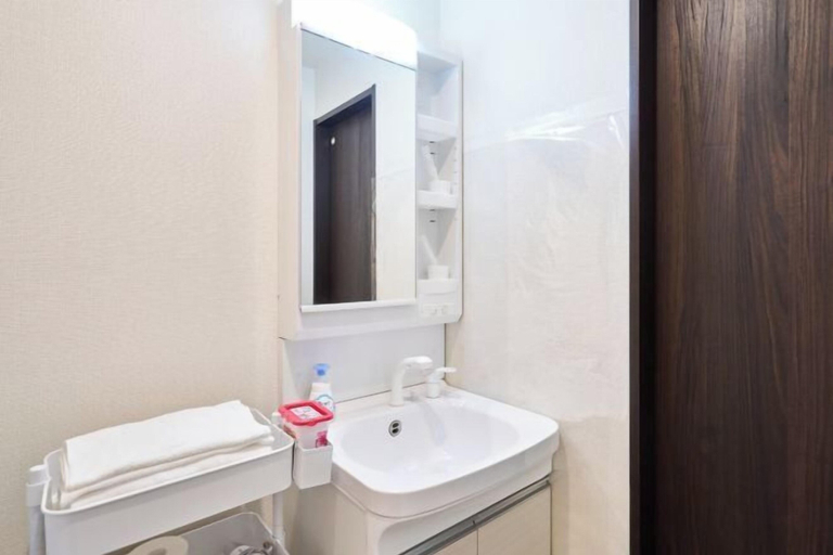 Bathroom 3, Miyoshi House Nonsmoking Self Checkin, Osaka