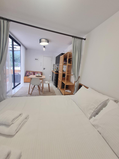 Bedroom 3, Grand Relax Suites, West Greece