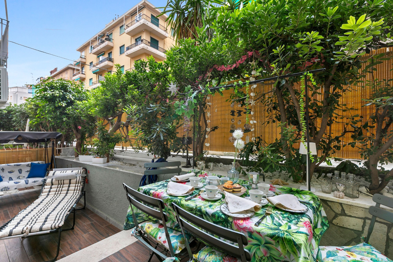 Room 3, Casa Amorosa Town Relax Alassio, Savona