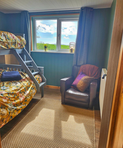 Others 5, Under the Oak Glamping, Caerphilly