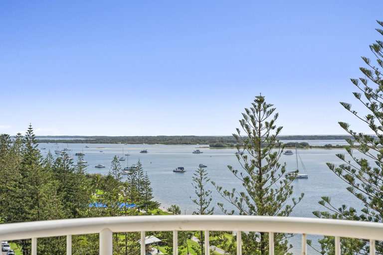Balcony/terrace 4, Bright 2 Bed Apartment with Ocean Views, Gold Coast