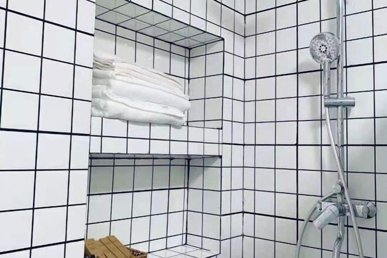 Bathroom 5, Changdao Shuanglin Homestay, Yantai
