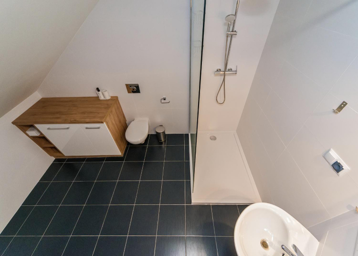 Bathroom 3, Bielsko Apartments, Bielsko-Biała