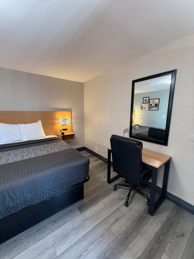 Bedroom 3, Americas Best Value Inn Ponca City, Kay