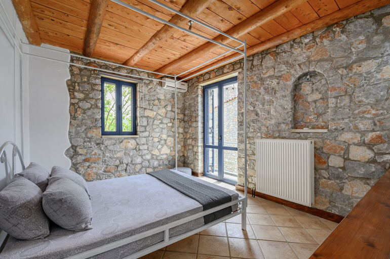 Room 3, Rozare Villa, Crete