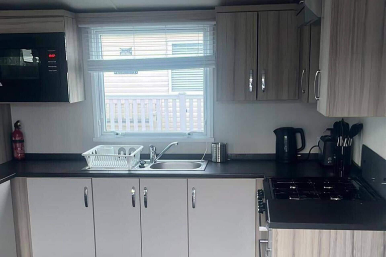 Private kitchen 2, Caravan- Sleeps 6, 2 Bedrooms - Thurston Manor, East Lothian