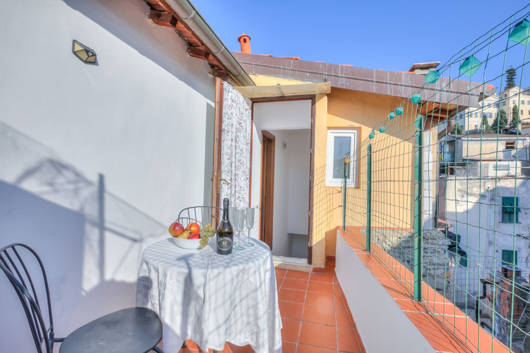 Room 4, La Casa Di Rosy E Adri, Imperia