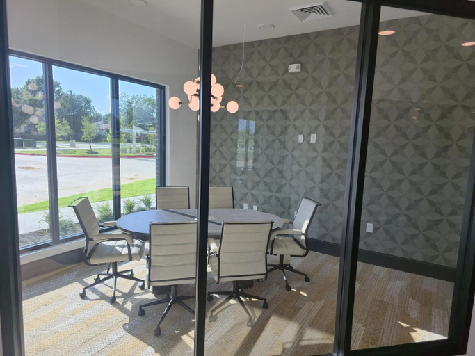 Meeting facility, Landing Furnished Apartments - Corinth, Denton