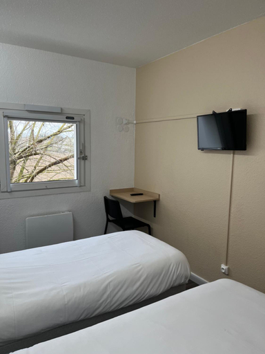Bedroom 3, Unisotel Bollene A7 Ex-Hotel F1, Vaucluse