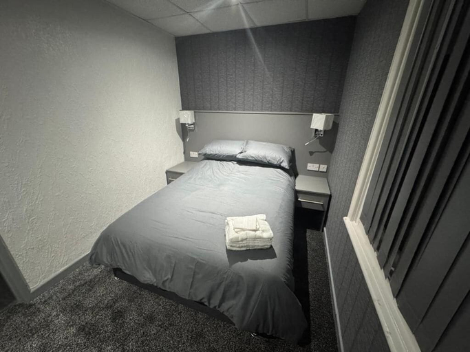 Room 4, Waverley Beach Hotel, Blackpool