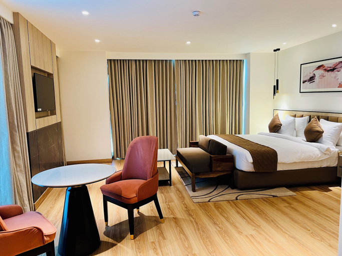 Bedroom 3, Hyphen Business Hotel, Gautam Buddha Nagar