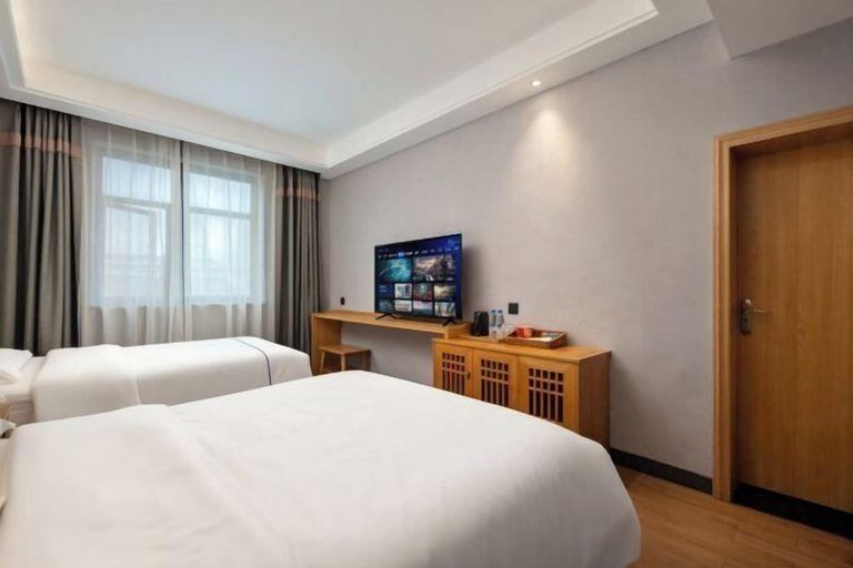 Bedroom 3, zhuzijianHotel, Yueyang
