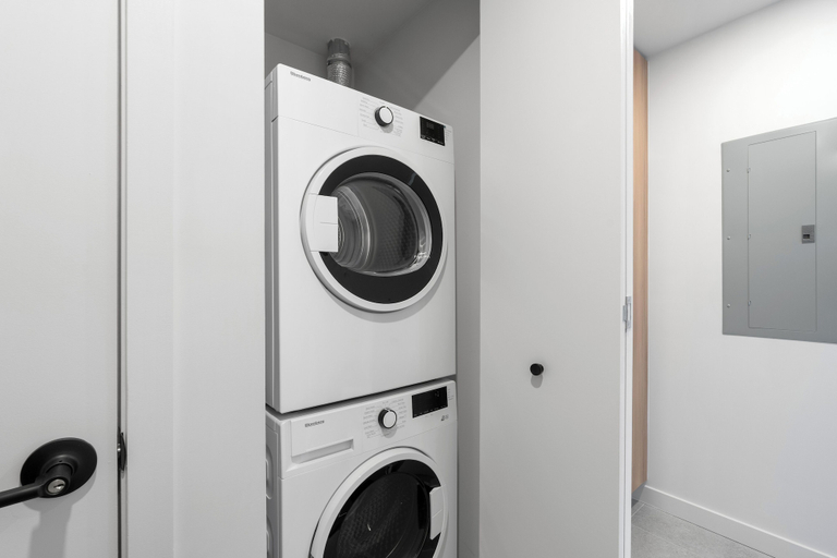 Laundry 4, 121 Ne Bayside - Miami Escape - We Host, Miami-Dade