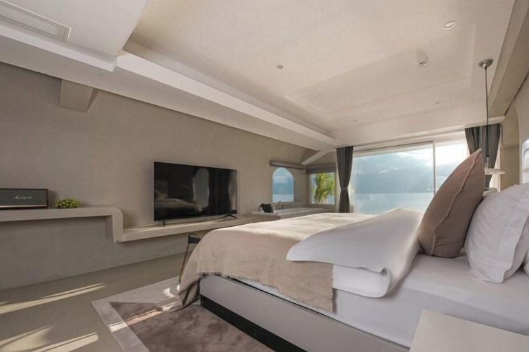 Room 4, Mandi Lake View Inn, Dali Bai