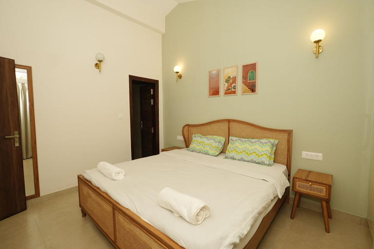 Room 5, Veera Prestige by Dia Hotels And Homes, North Goa