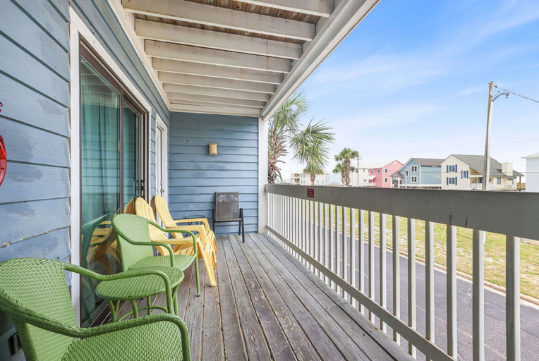 Room 4, Sea Oats 102c- Beach View Pool 25 Steps to Beach, Baldwin