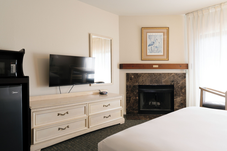 Bedroom 4, Monarch Resort, Monterey