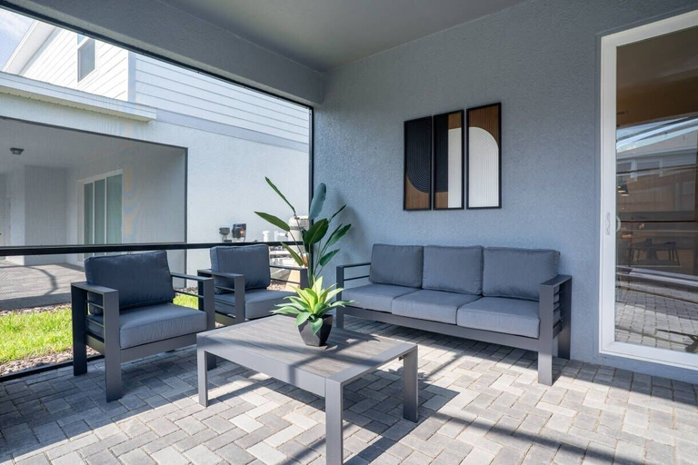 Terrace/patio, 10br Themed Villa w/ Pool Windsor Cay, Lake