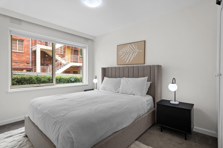 Bedroom 3, Bright 1-Bed Apartment in St Kilda, Melbourne
