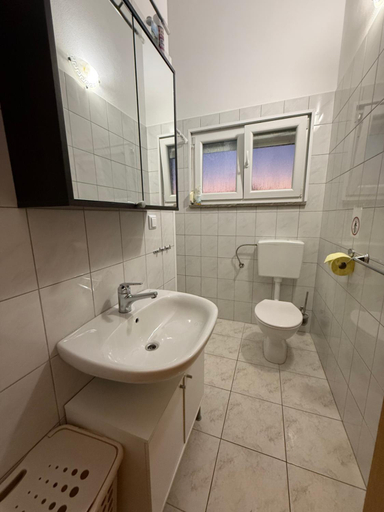 Bathroom 3, Villa Janja, Dobrinj