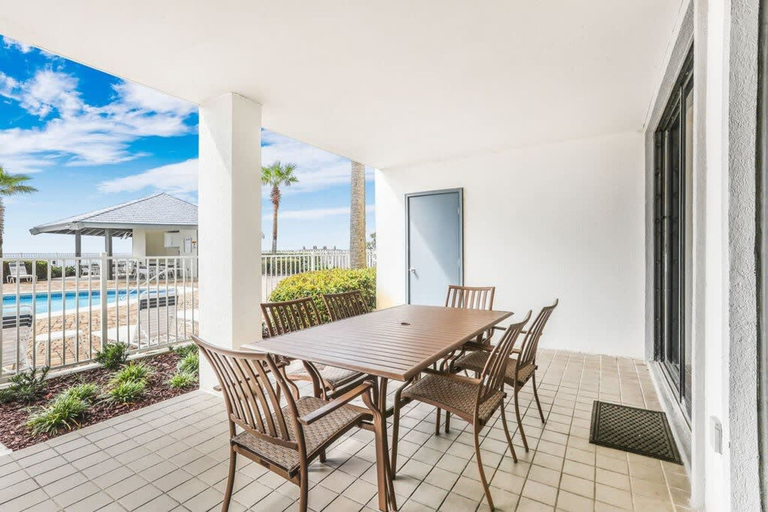 Room 2, Windward Pointe 105 True Ground Floor Beachfront, Baldwin