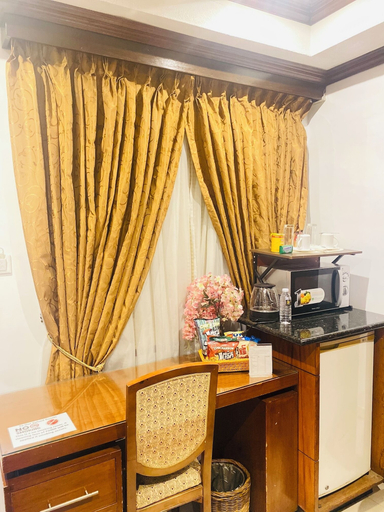 Others 5, Fields Palace Hotel, Mabalacat