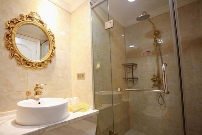 Bathroom 3, Shiji Jiamei Hotel, Yulin