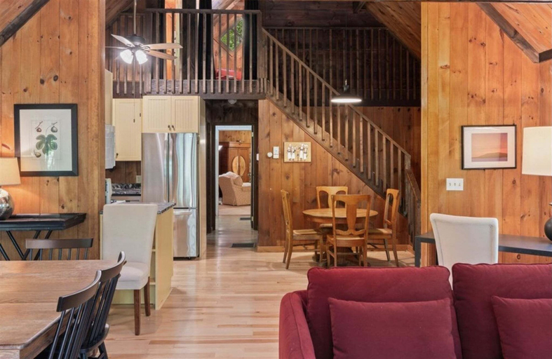 Dining, Stargazer Shores Limit 8 4 Bedroom Home, Cumberland