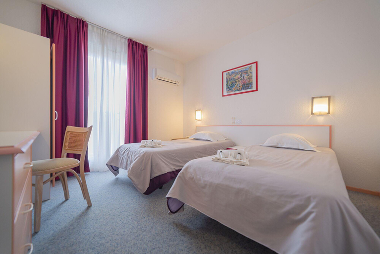 Bedroom 2, The Originals City, Relax'Otel & Spa, le Barcares, Pyrénées-Orientales