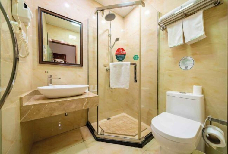 Bathroom 3, Pebble Motel (Shanghai Beidi Road), Shanghai