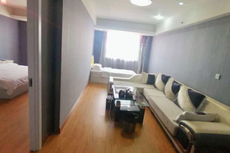 Bedroom, Oulian International Hotel, Xilin Gol