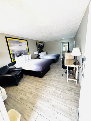 Bedroom 3, Super 8 by Wyndham Corpus Christi, Nueces