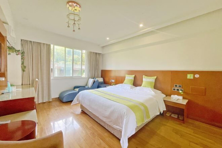 Bedroom 2, GreenTree Inn (Lezhi County Government Branch), Ziyang