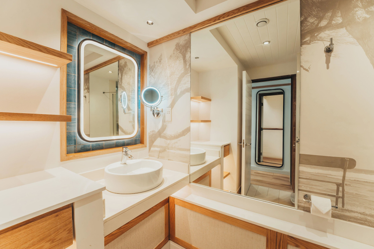 Bathroom 4, Radisson Blu Poste Lafayette Resort & Spa, Mauritius (Adults Only), Flacq