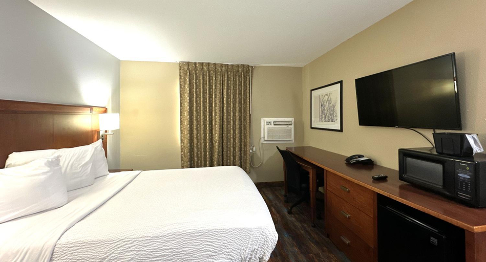 Bedroom 3, Americas Best Value Inn Fargo, Cass