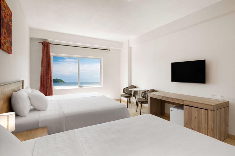 Bedroom 4, Decameron Isla Coral Guayabitos Ramada All Inclusive Resort, Compostela